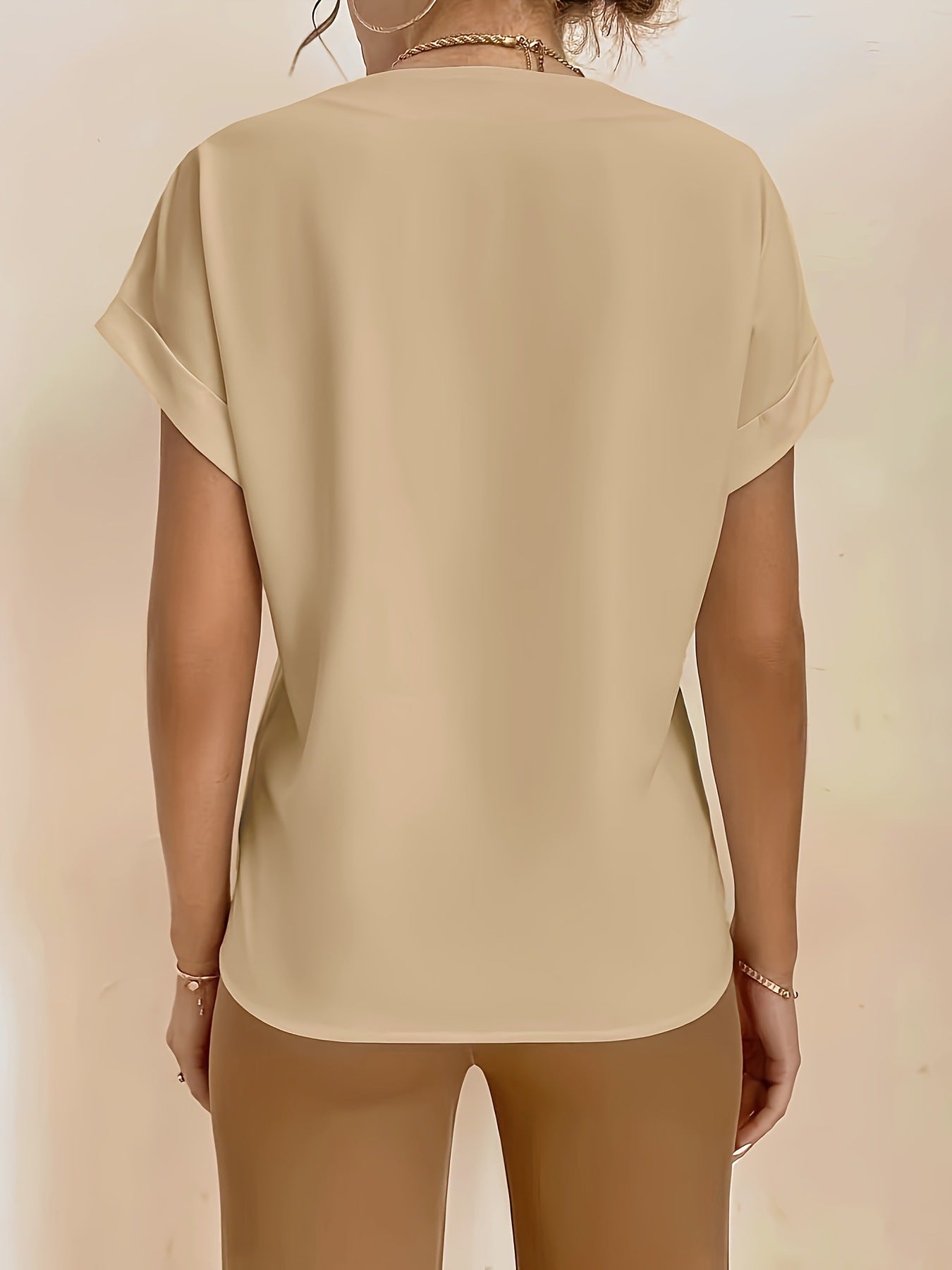 Women's Simple Roll Short-sleeved Casual T-shirt
