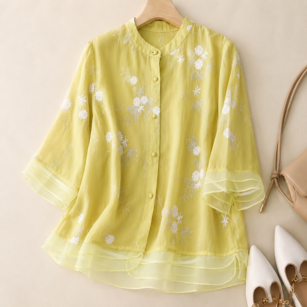 Ilaria | Blusa Chic con Ricami Delicati